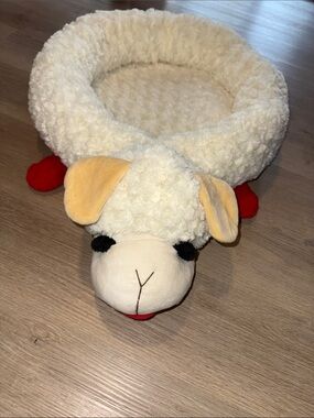 LAMB CHOP DREAMWORKS Multipet Dog Bed with Removable Washable Padding NWOT